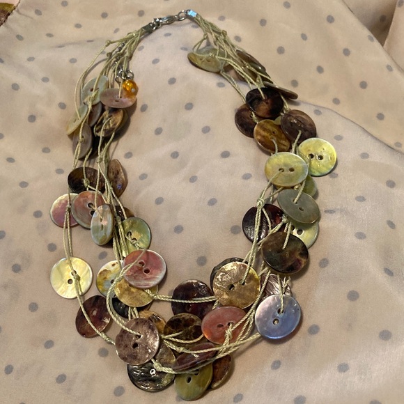 Jewelry - Adorable Multicolor Button Necklace, 16” 🌸💜🌸🩷🌸🩵